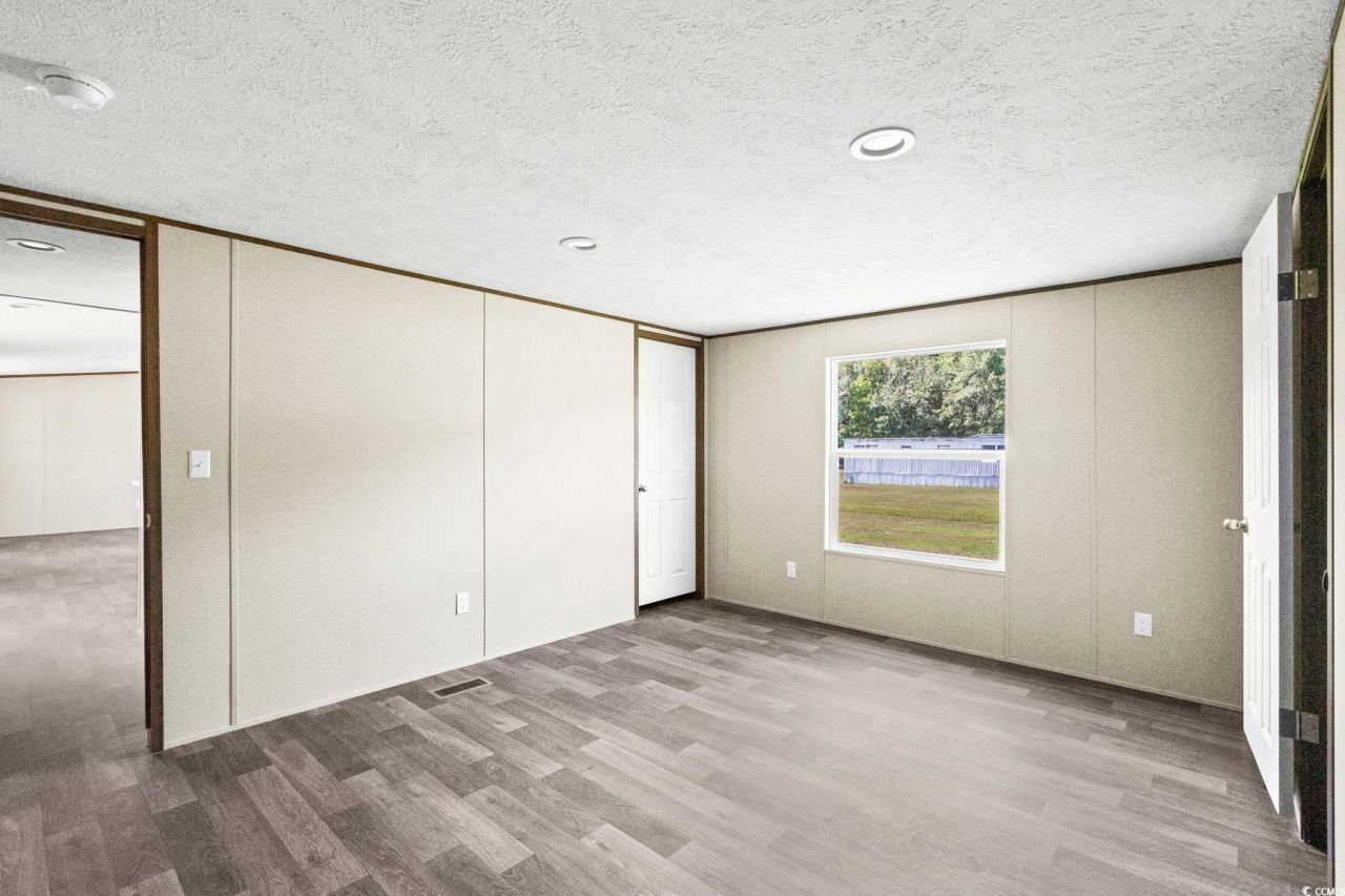 2291 Leopard Ct. Photo 17