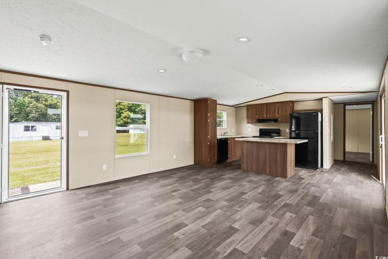 2291 Leopard Ct. Photo 6