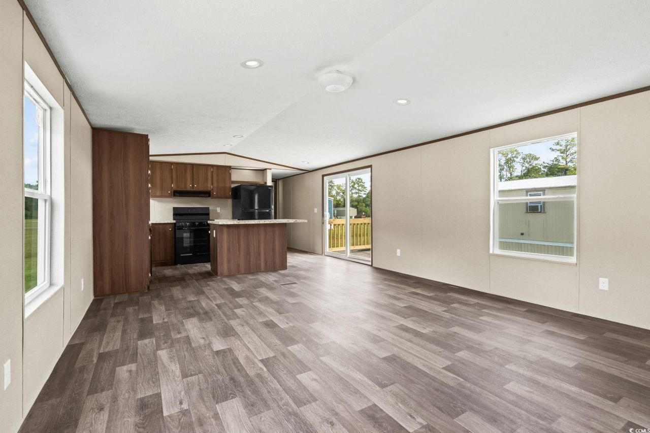 2291 Leopard Ct. Photo 7