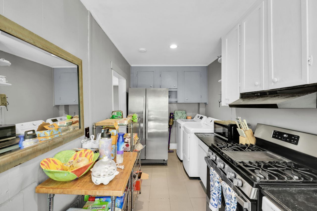 12 John Street Photo 48