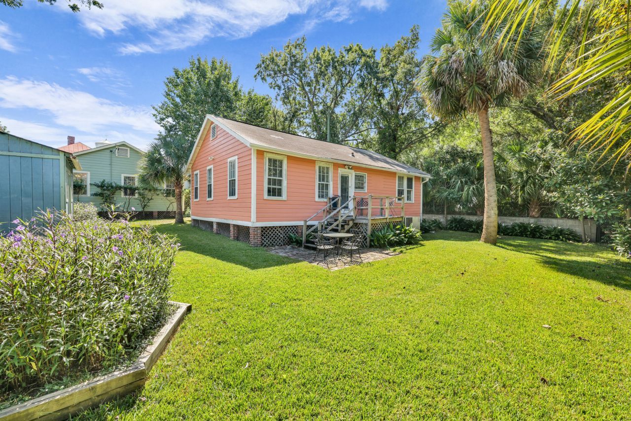 12 John Street Photo 63