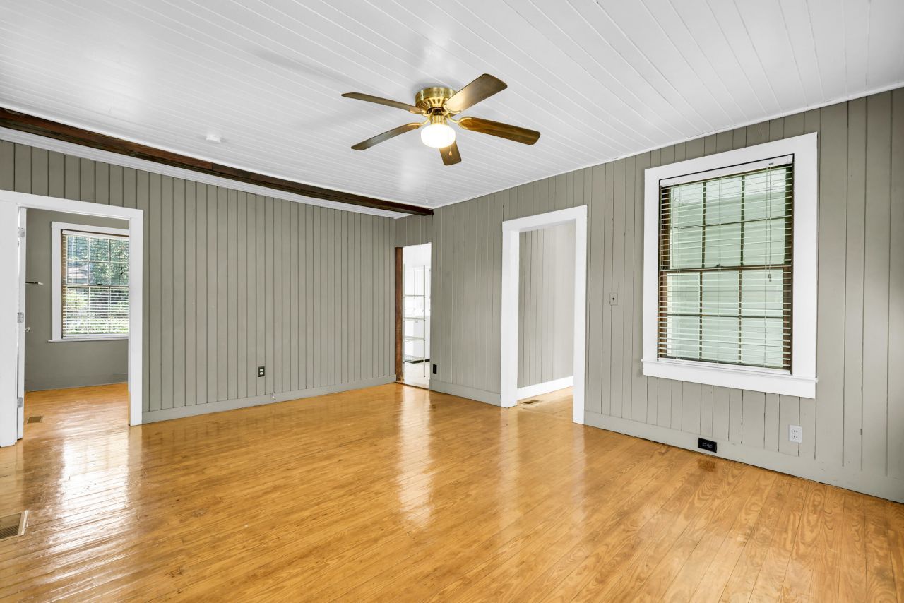 12 John Street Photo 69