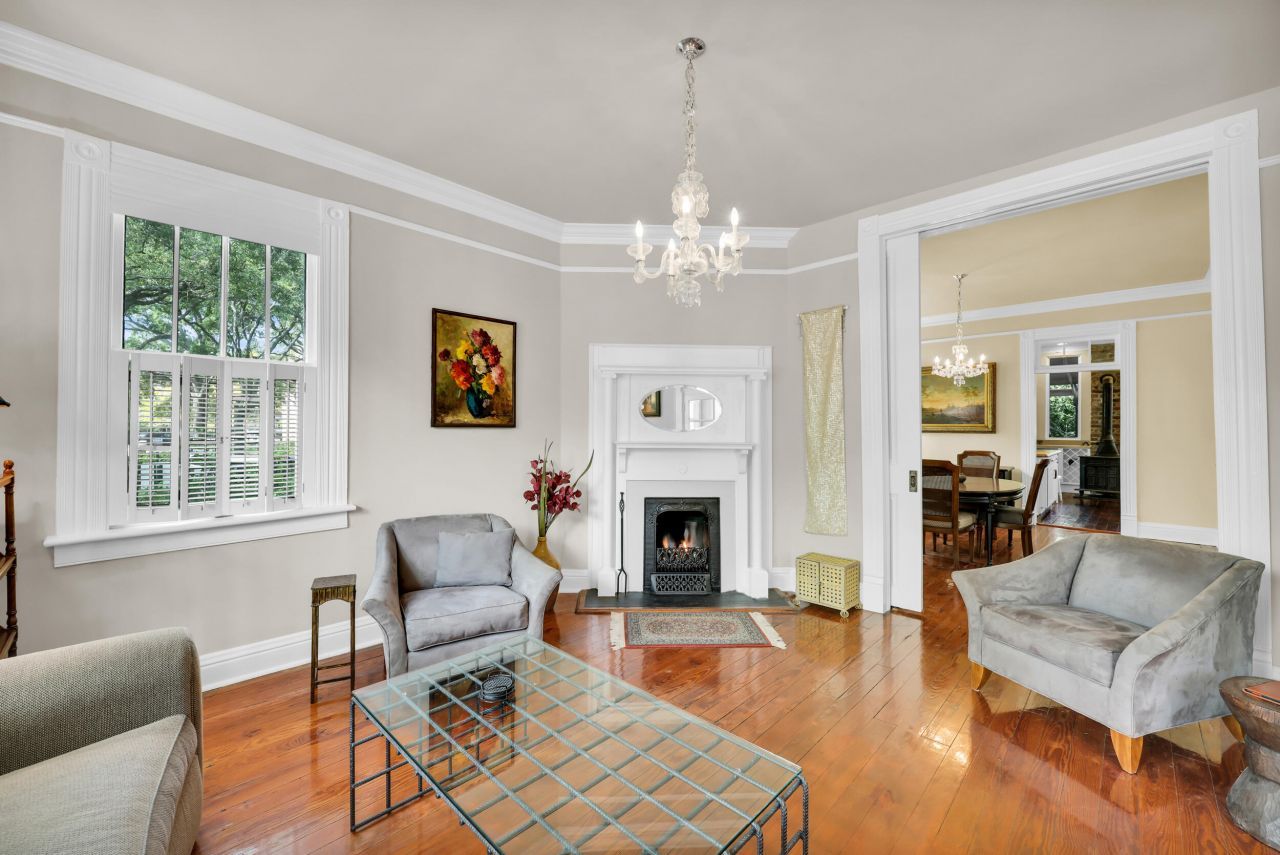 12 John Street Photo 8