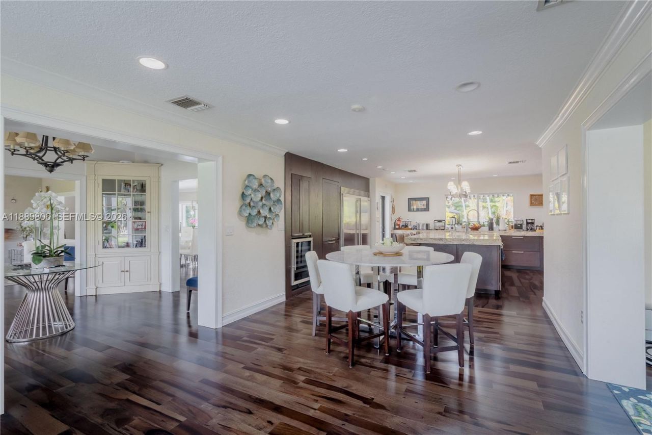 8500 SW 70th St, Miami, FL 33143 Photo