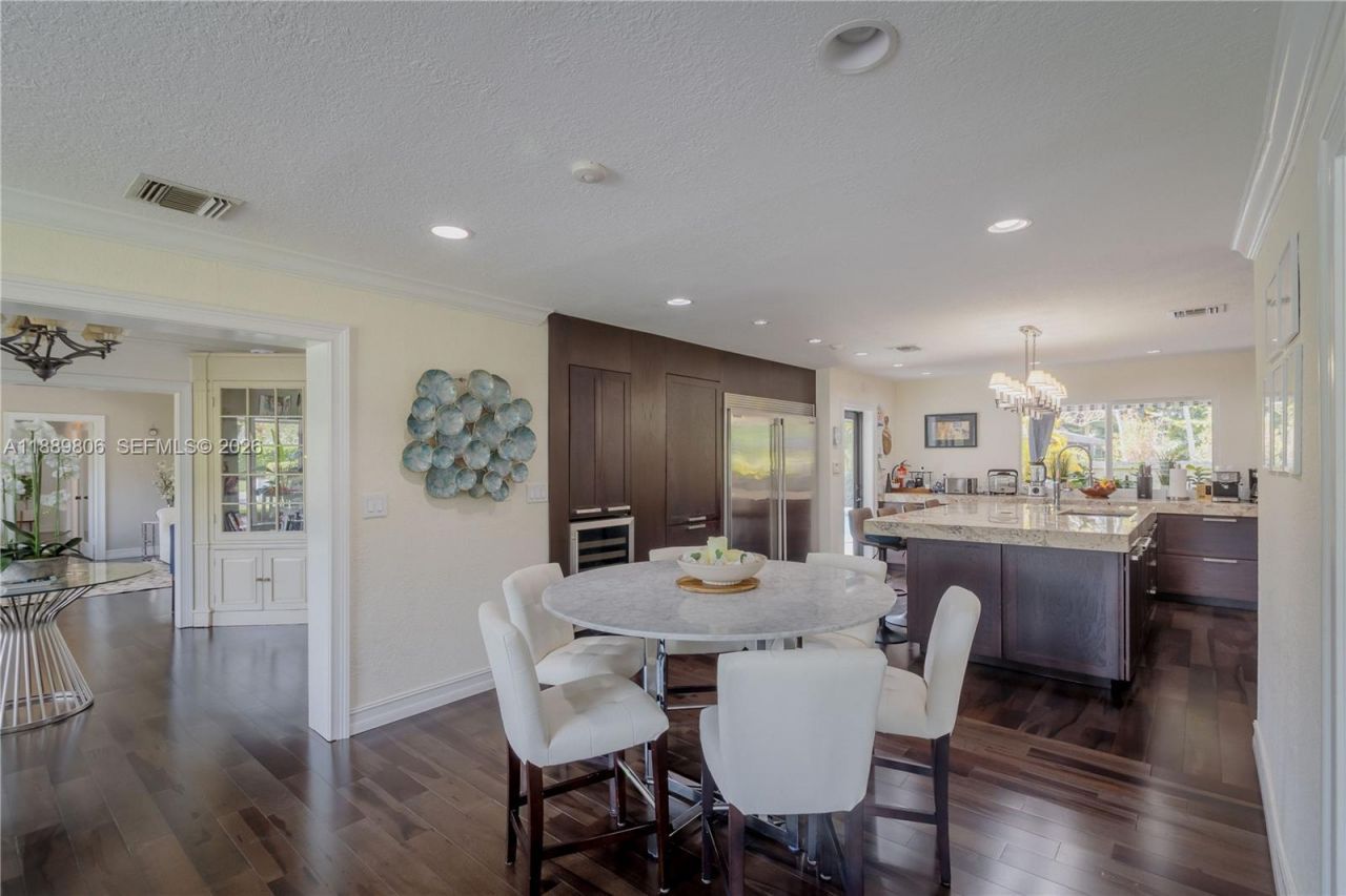 8500 SW 70th St, Miami, FL 33143 Photo