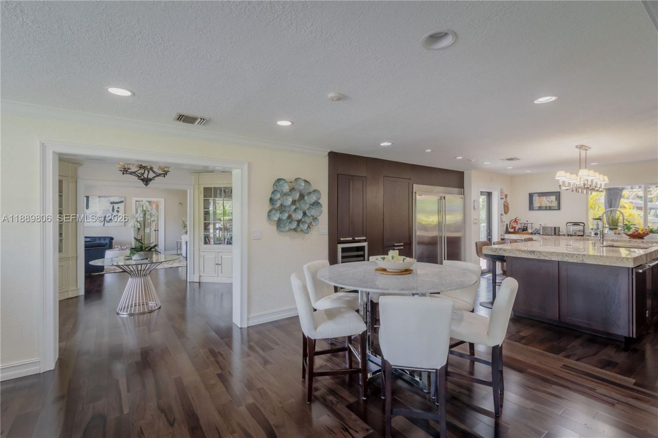 8500 SW 70th St, Miami, FL 33143 Photo