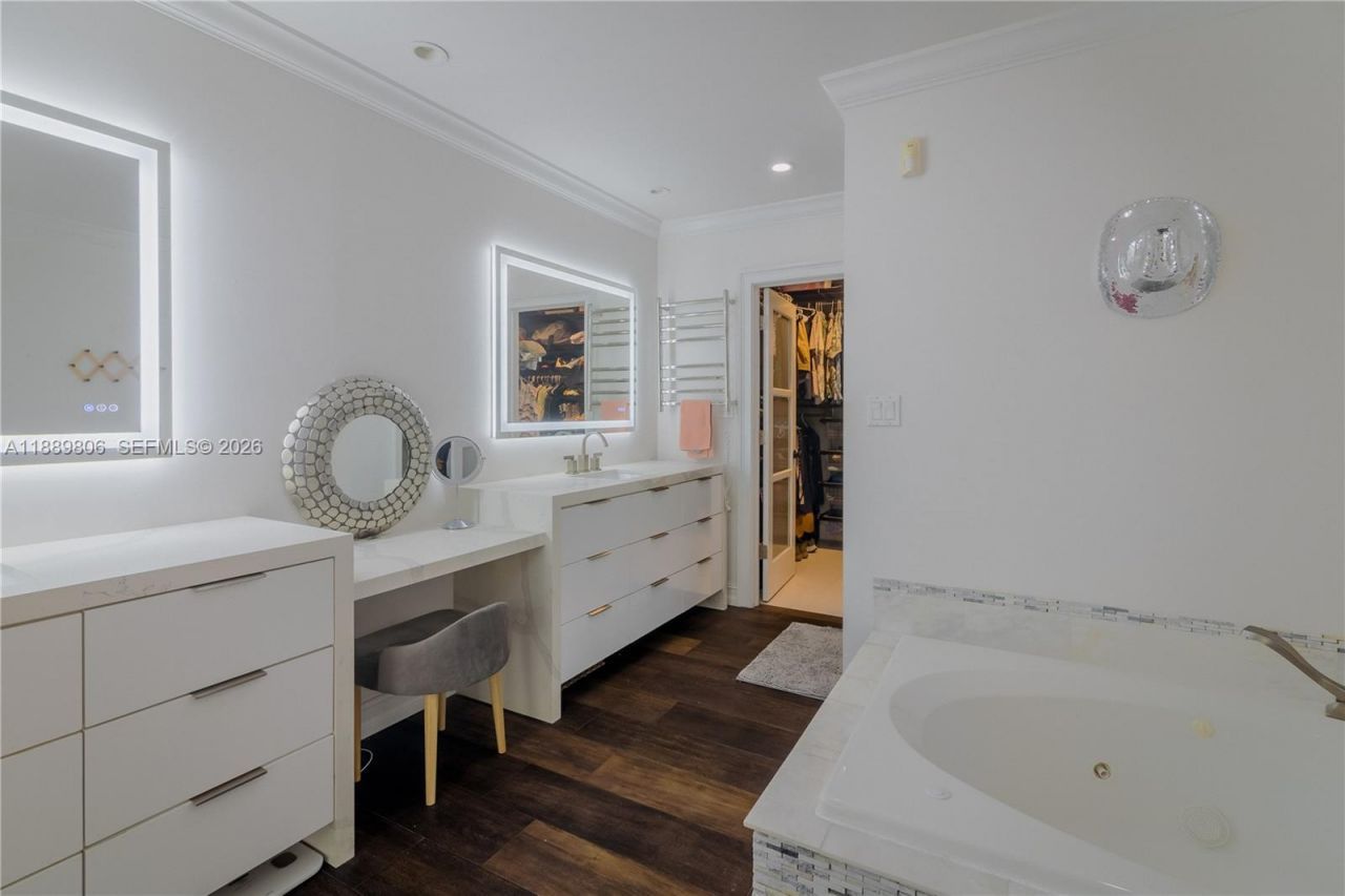 8500 SW 70th St, Miami, FL 33143 Photo