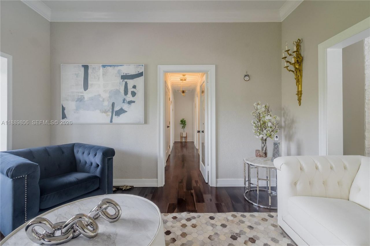 8500 SW 70th St, Miami, FL 33143 Photo