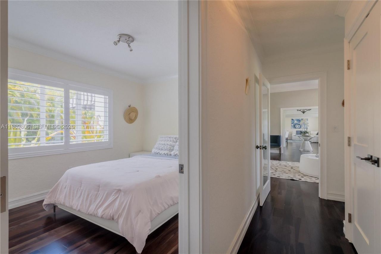 8500 SW 70th St, Miami, FL 33143 Photo