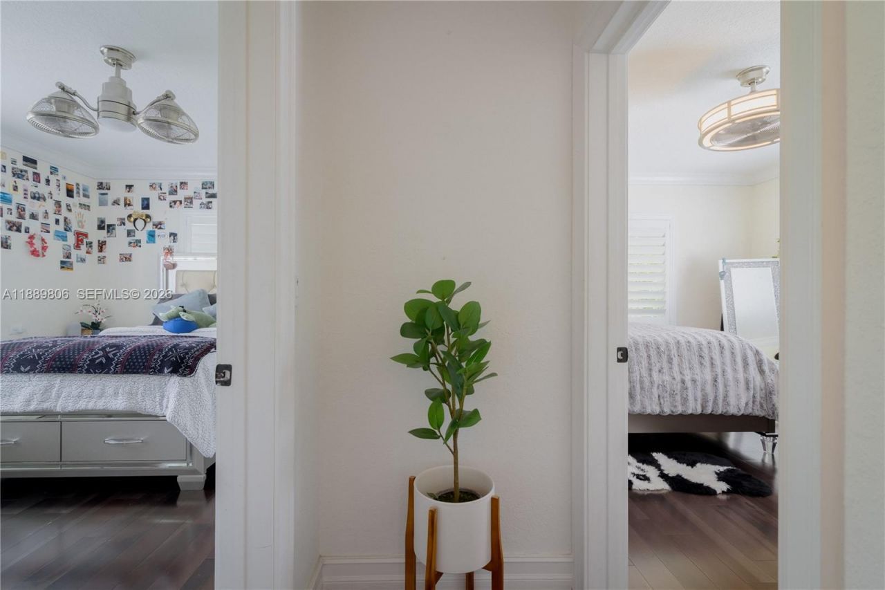 8500 SW 70th St, Miami, FL 33143 Photo