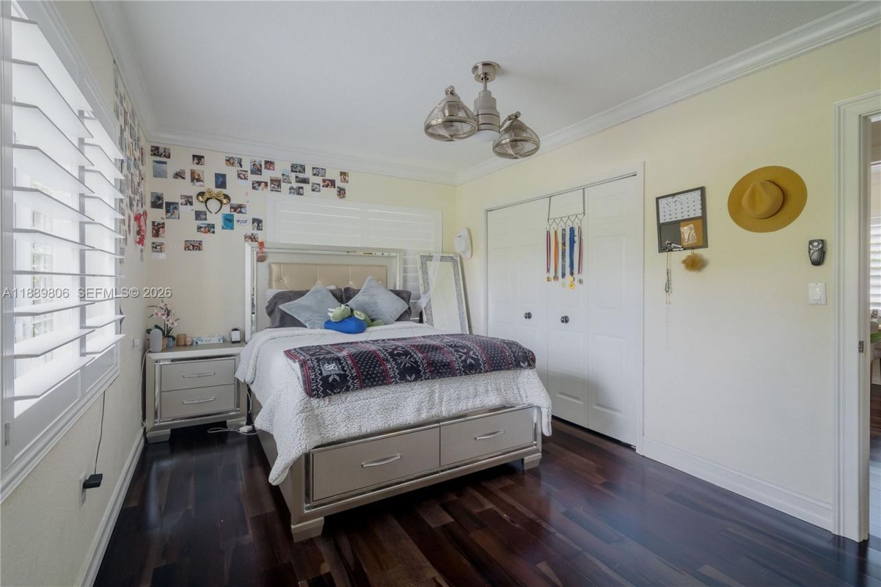 8500 SW 70th St, Miami, FL 33143 Photo