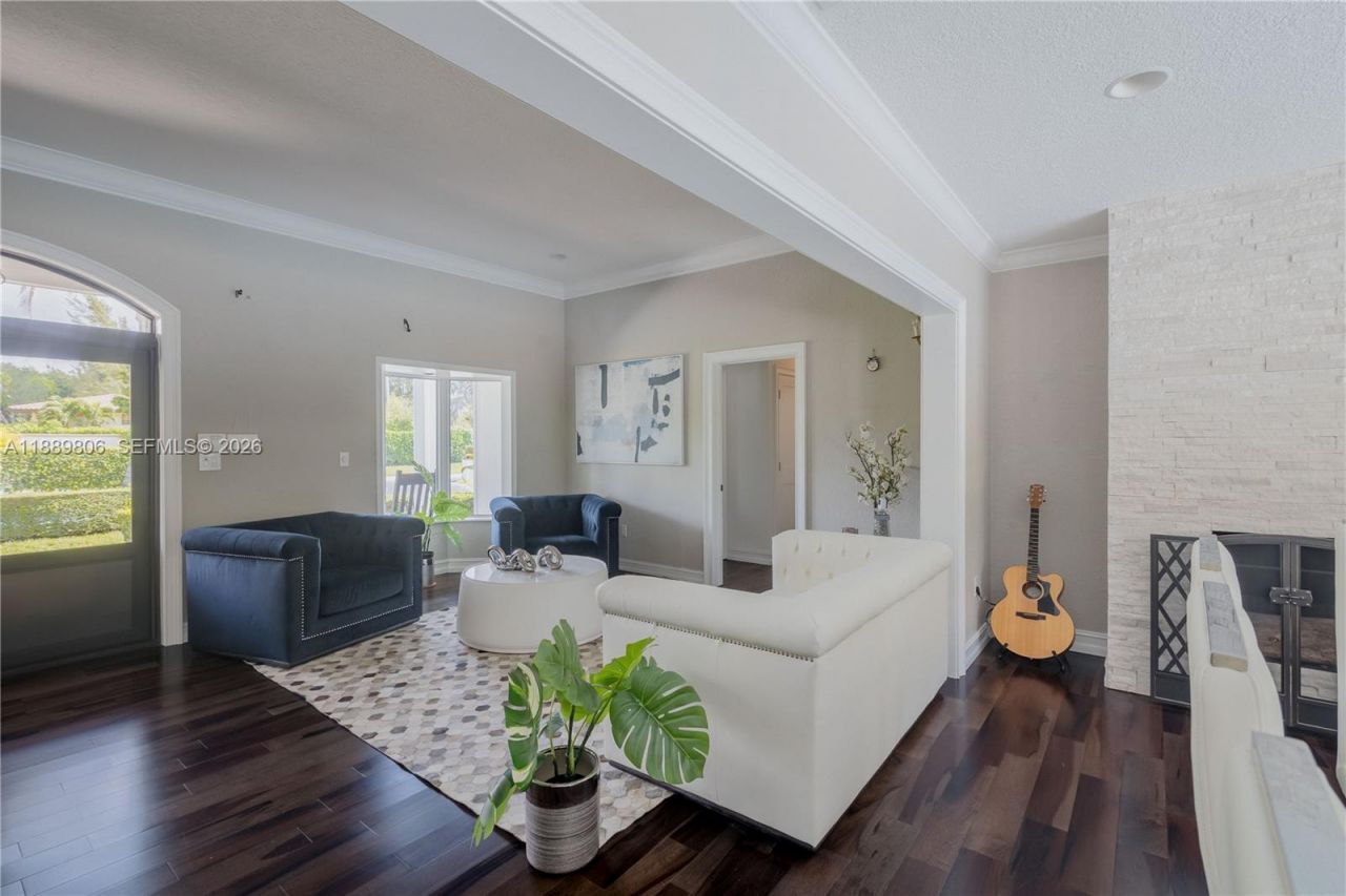 8500 SW 70th St, Miami, FL 33143 Photo