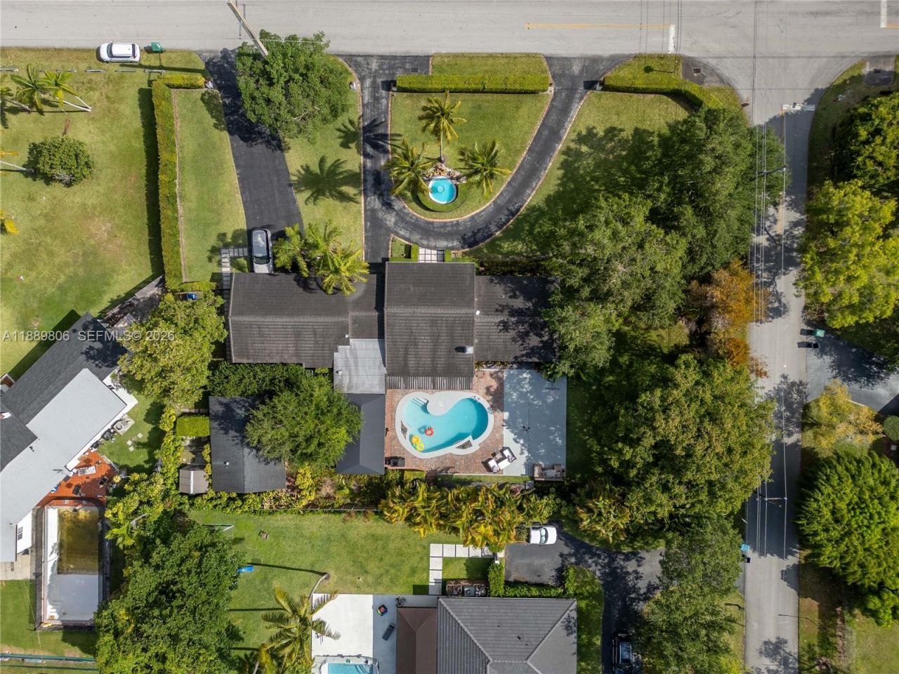 8500 SW 70th St, Miami, FL 33143 Photo