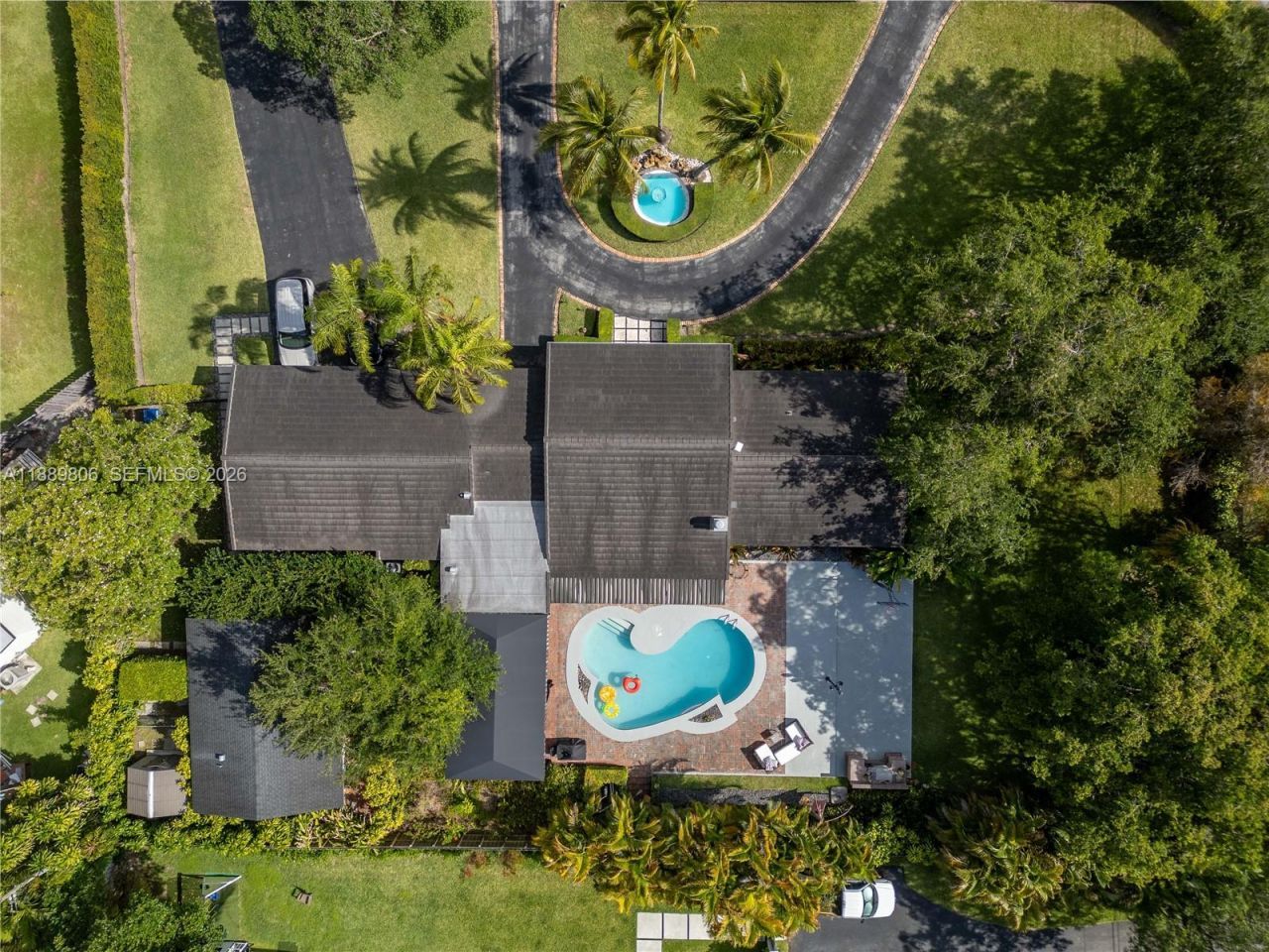 8500 SW 70th St, Miami, FL 33143 Photo