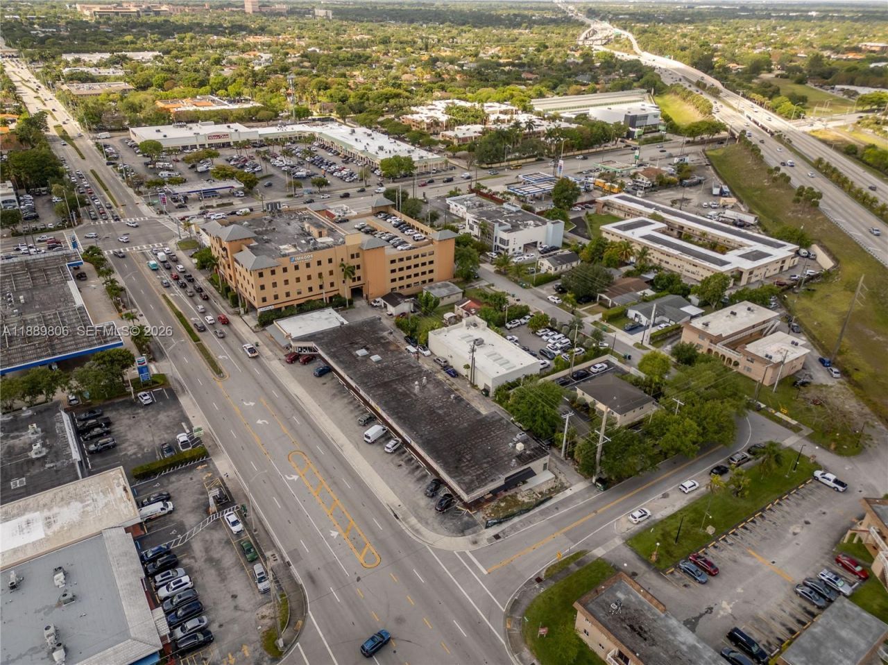 8500 SW 70th St, Miami, FL 33143 Photo