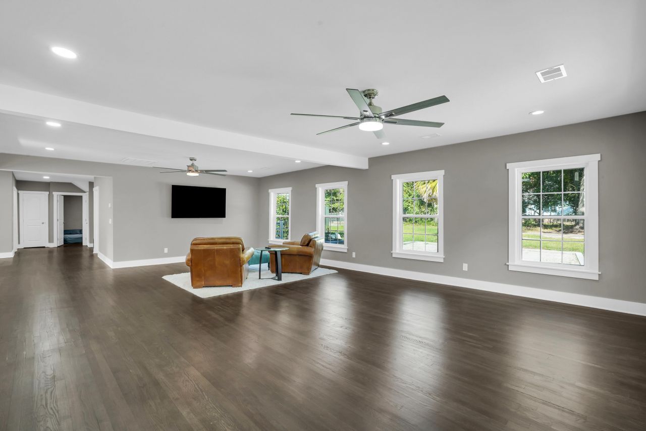 401 & 403 W Mulberry Street Photo 15