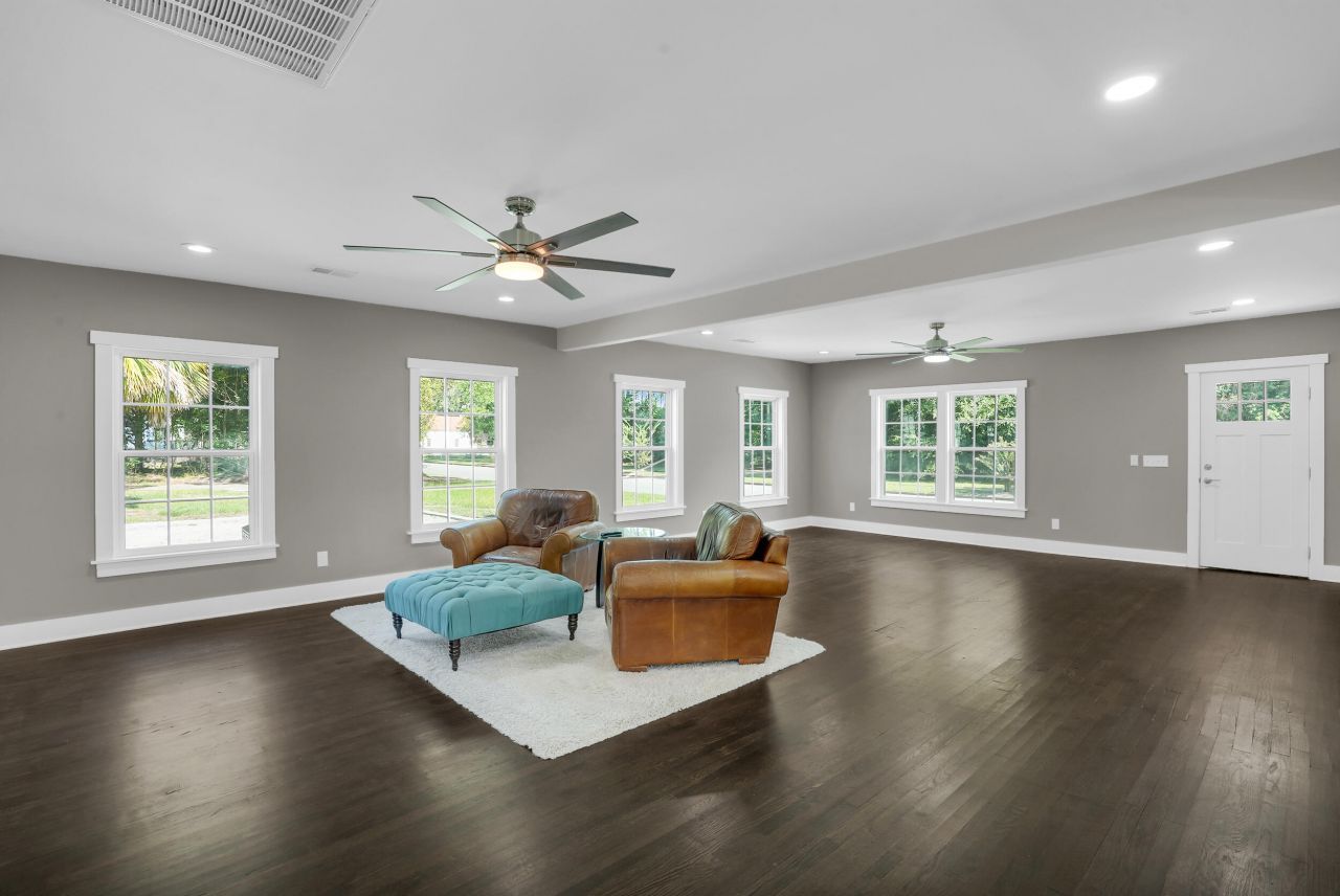 401 & 403 W Mulberry Street Photo 18