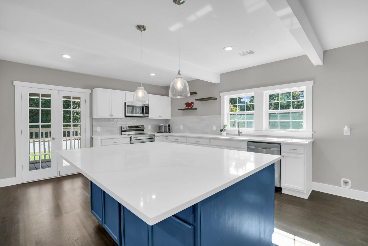 401 & 403 W Mulberry Street Photo 19