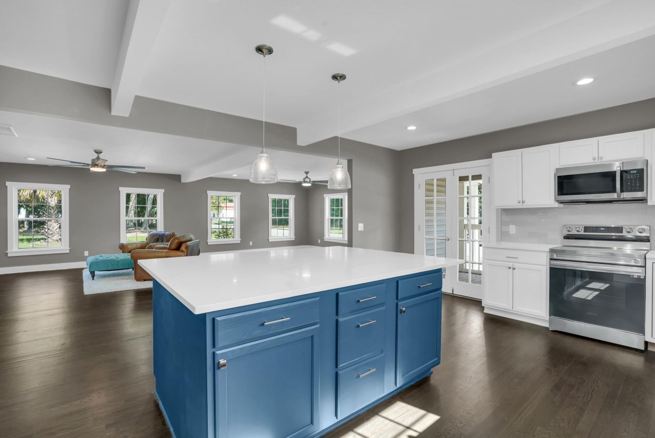 401 & 403 W Mulberry Street Photo 23