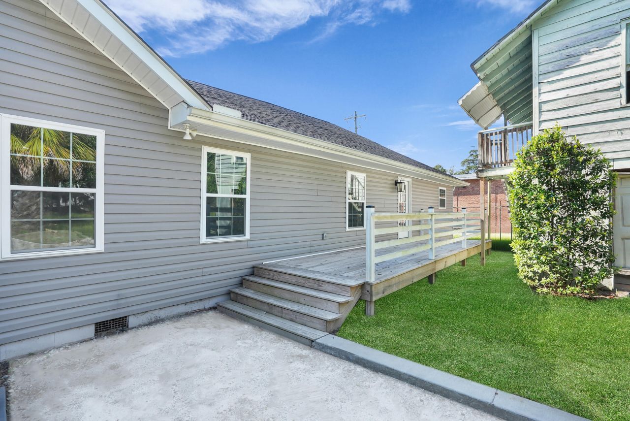 401 & 403 W Mulberry Street Photo 48