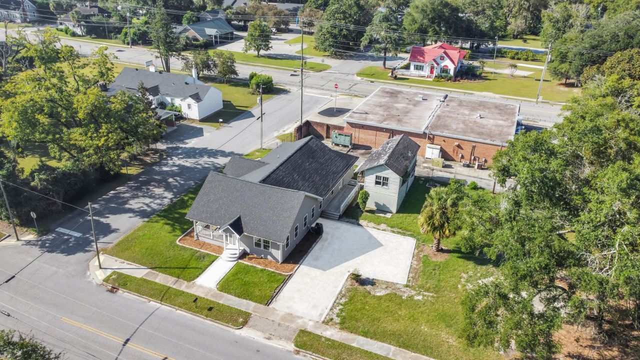 401 & 403 W Mulberry Street Photo 61