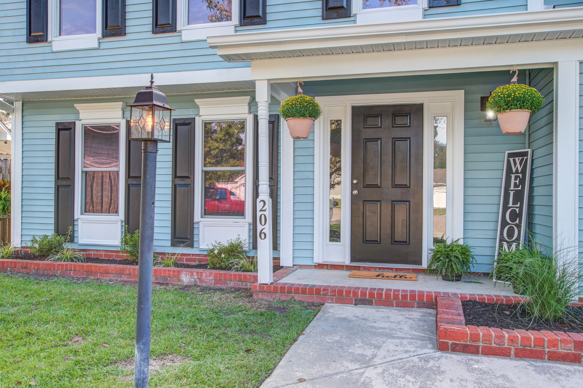 206 Lynton Court Photo 14