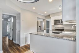 206 Lynton Court photo 4