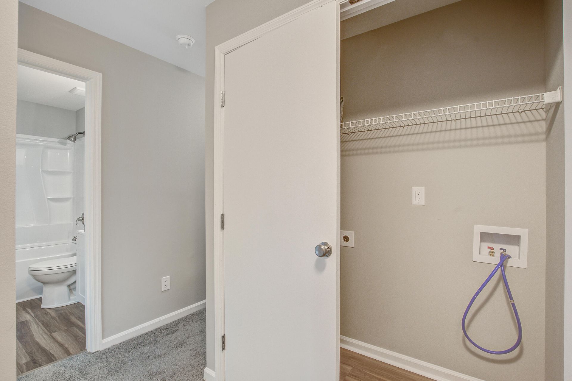 206 Lynton Court Photo 35