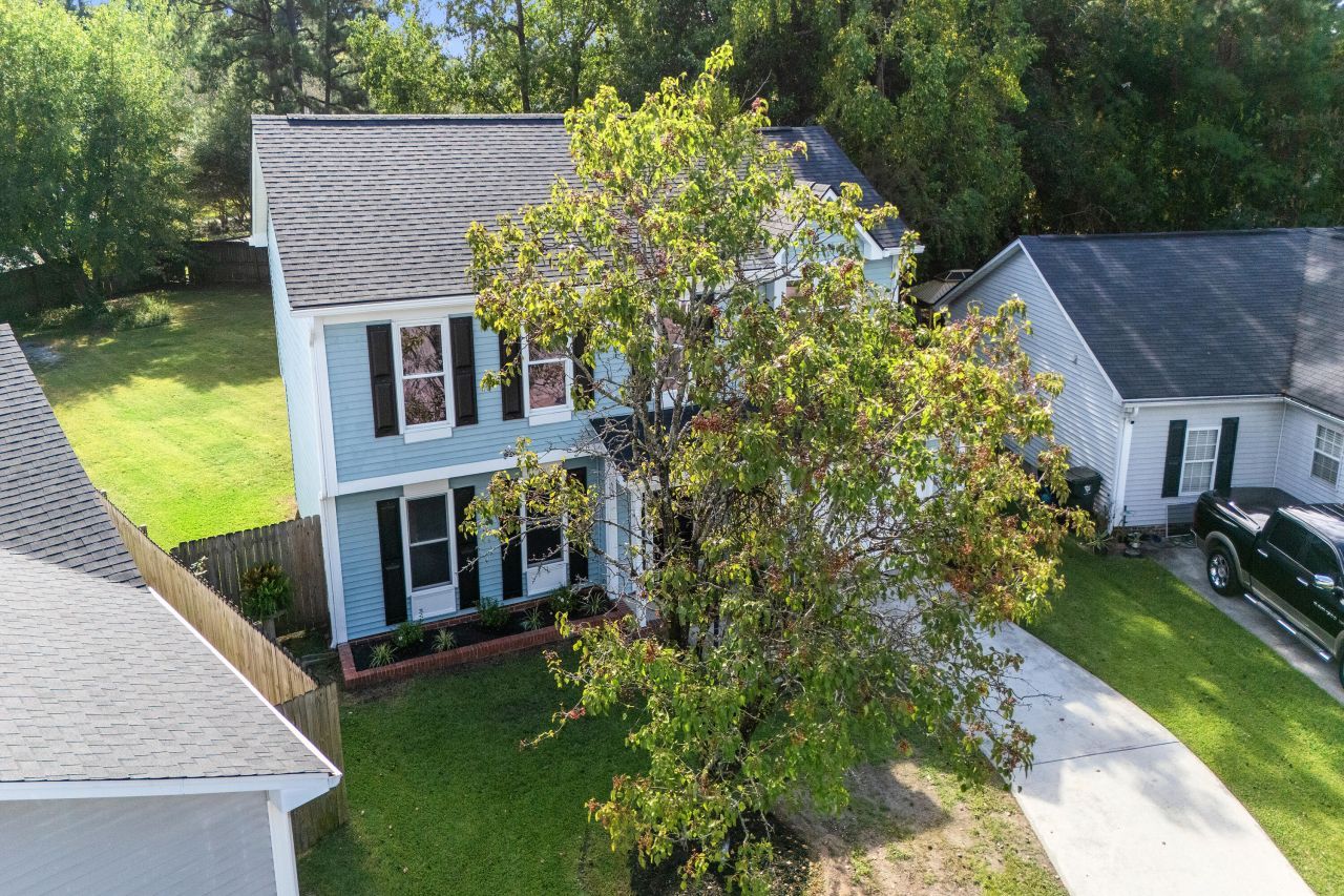 206 Lynton Court Photo 42