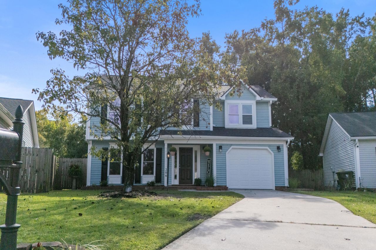 206 Lynton Court Photo 43