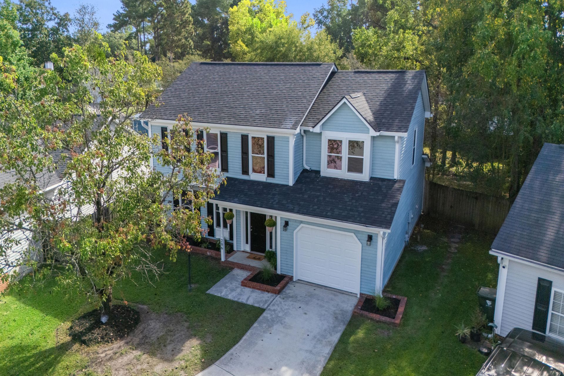 206 Lynton Court Photo 46