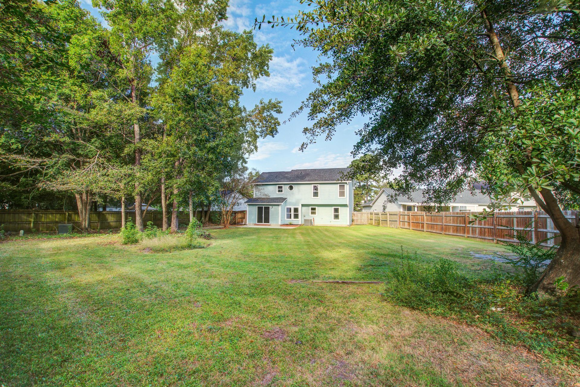 206 Lynton Court Photo 47