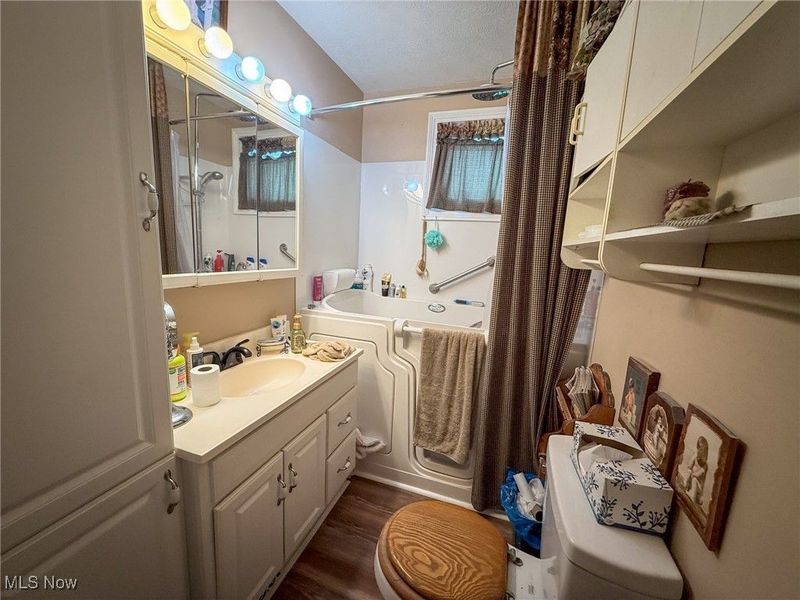 1667 County Rd 11, Dillonvale, OH 43917 Photo 22