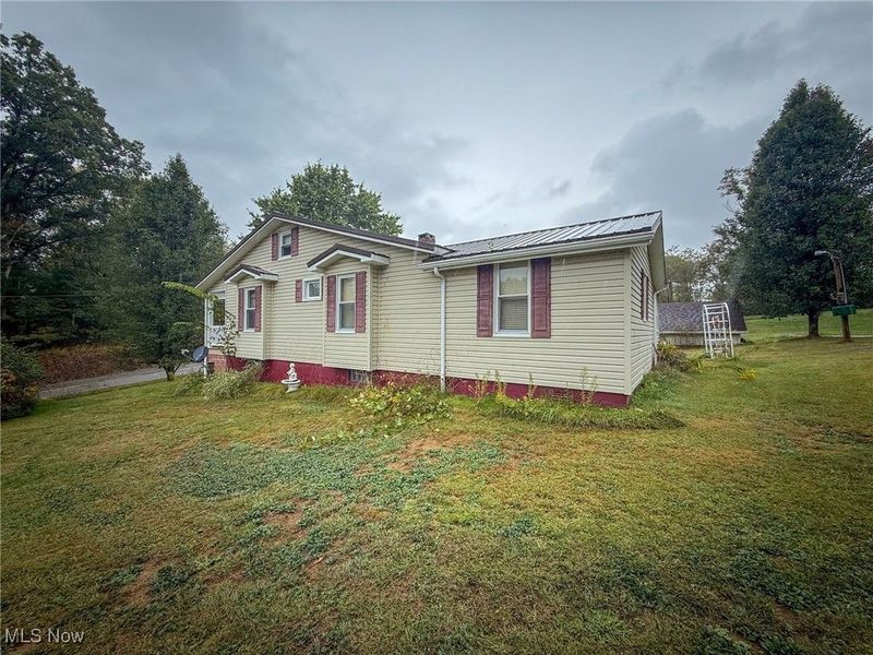 1667 County Rd 11, Dillonvale, OH 43917 Photo 5