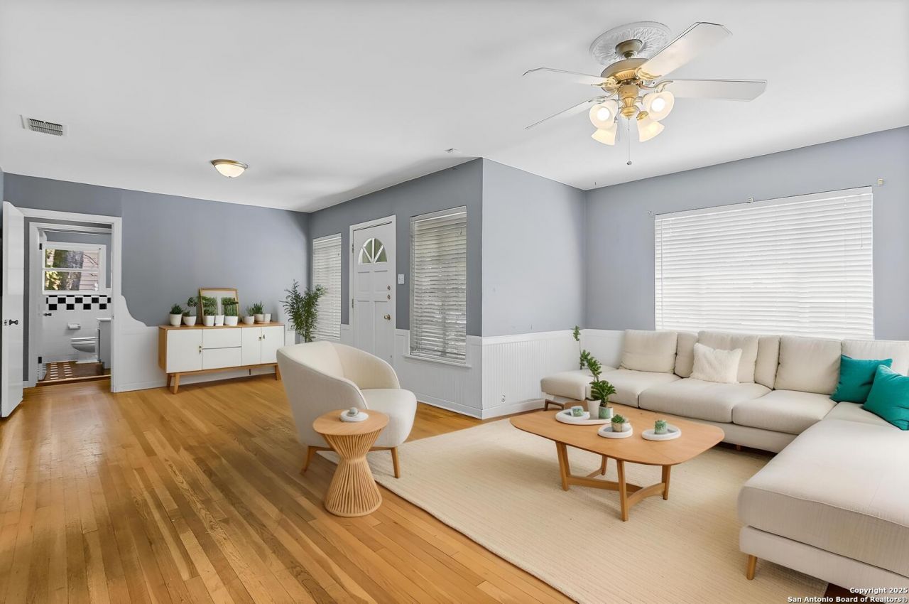 111 Blue Bonnet, Alamo Heights, TX 78209 Main Photo