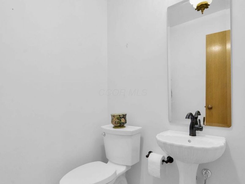 8292 Breckenridge Way, Columbus, OH 43235 Photo 8