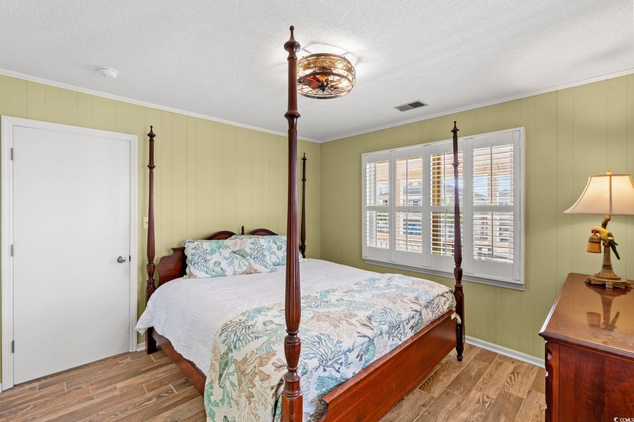 322 58th Ave. N Photo 10