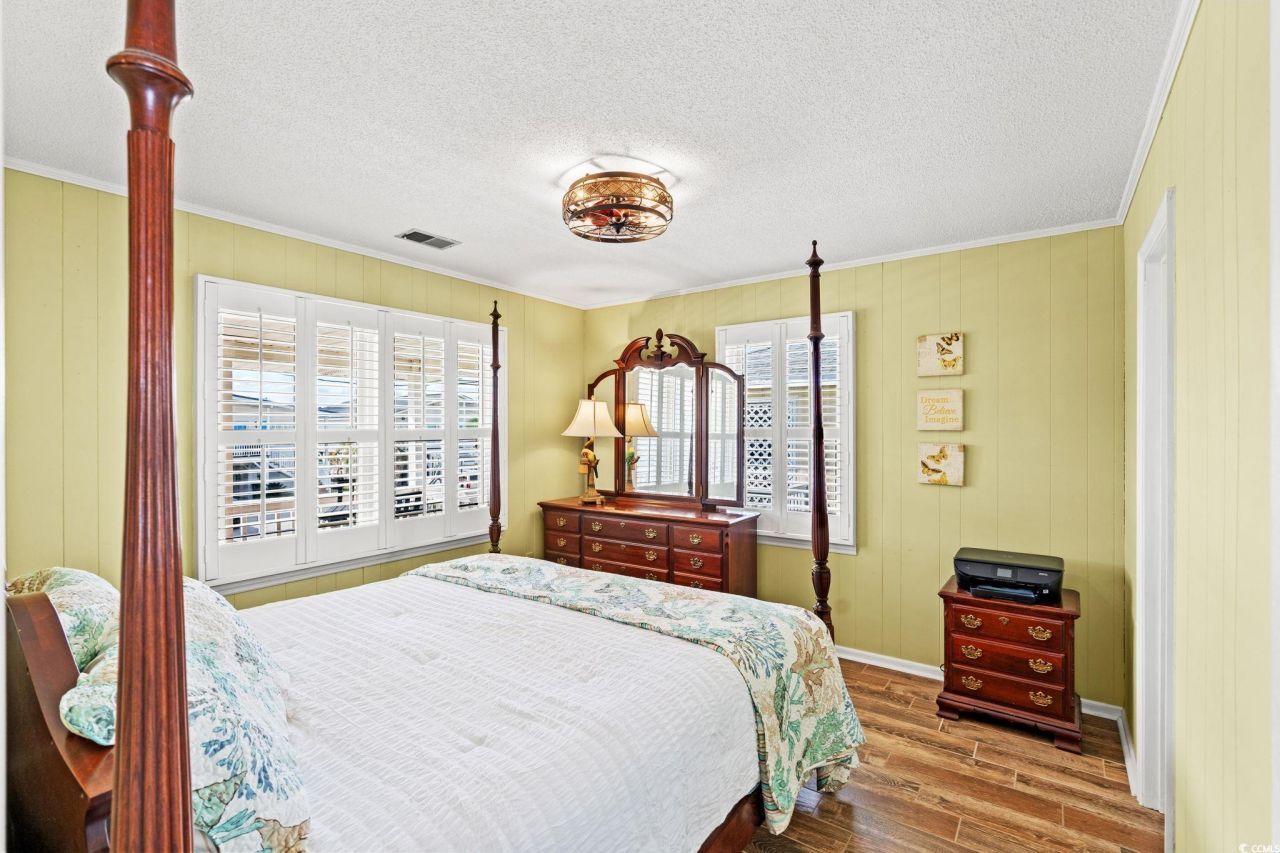 322 58th Ave. N Photo 11