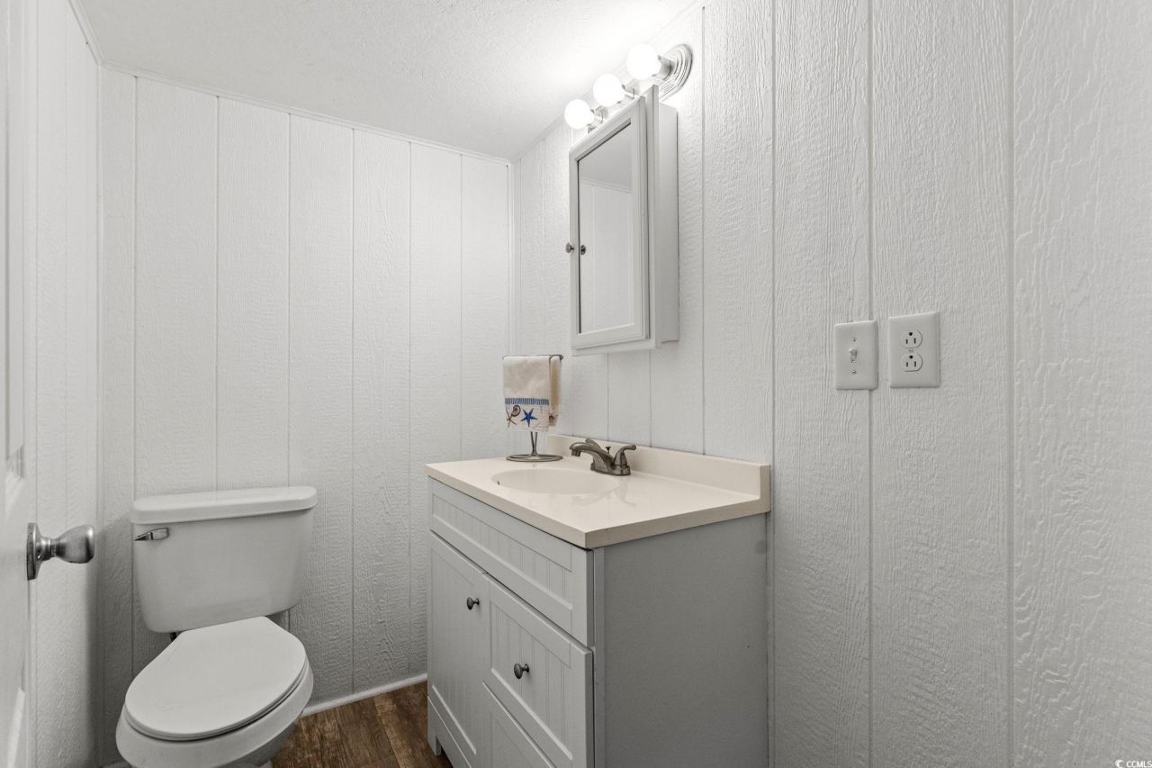 322 58th Ave. N Photo 23