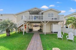 322 58th Ave. N photo 4