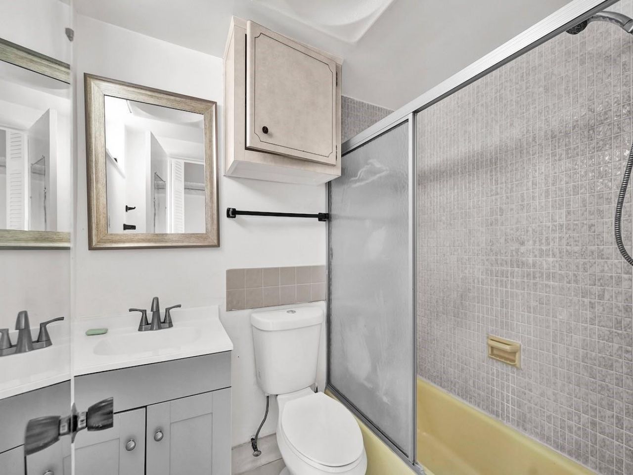 2430 NE 135th Street, Unit 300, North Miami, FL 33181 Photo