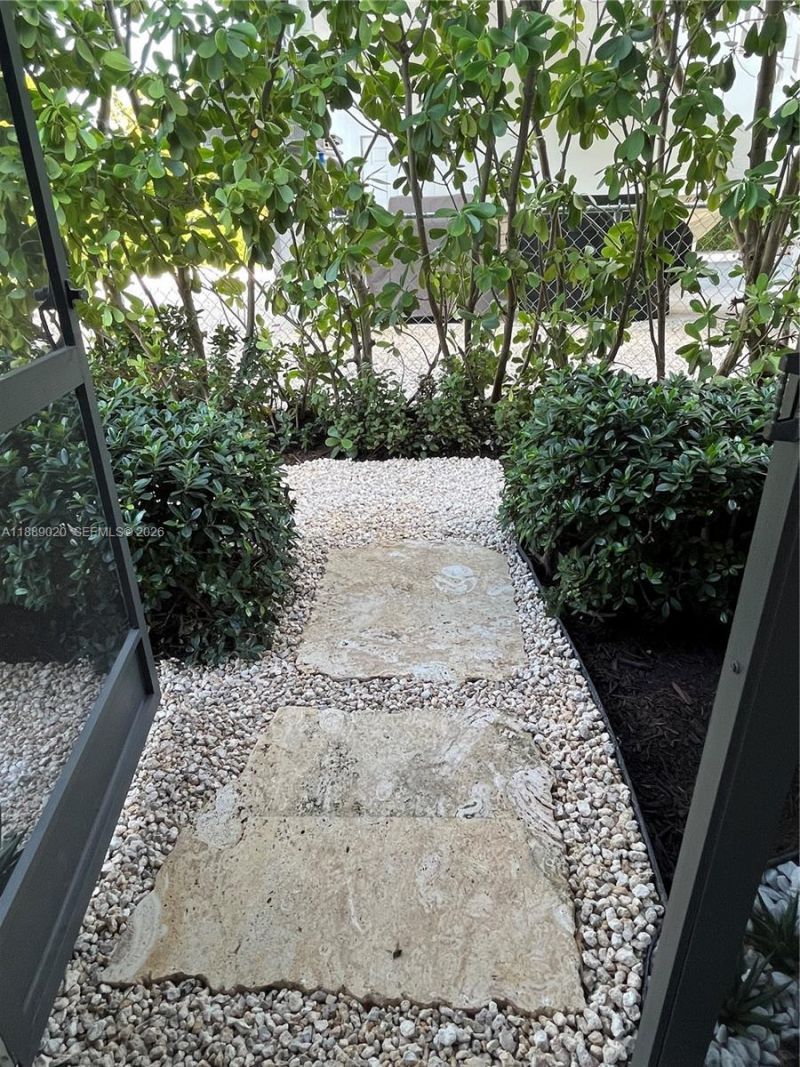 155 Airstream Ln, Tavernier, FL 33070 Photo