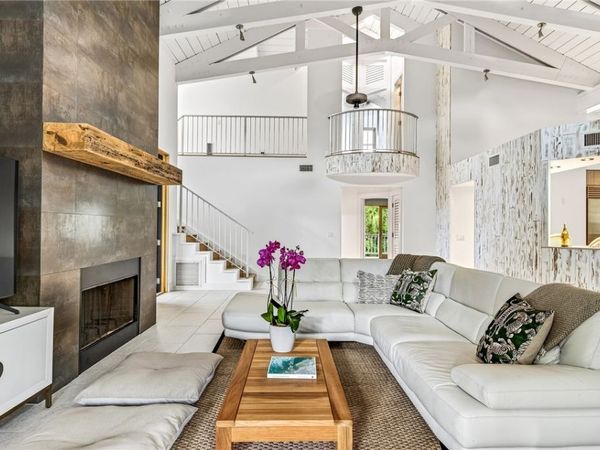 9415 Periwinkle Drive, Vero Beach, FL 32963