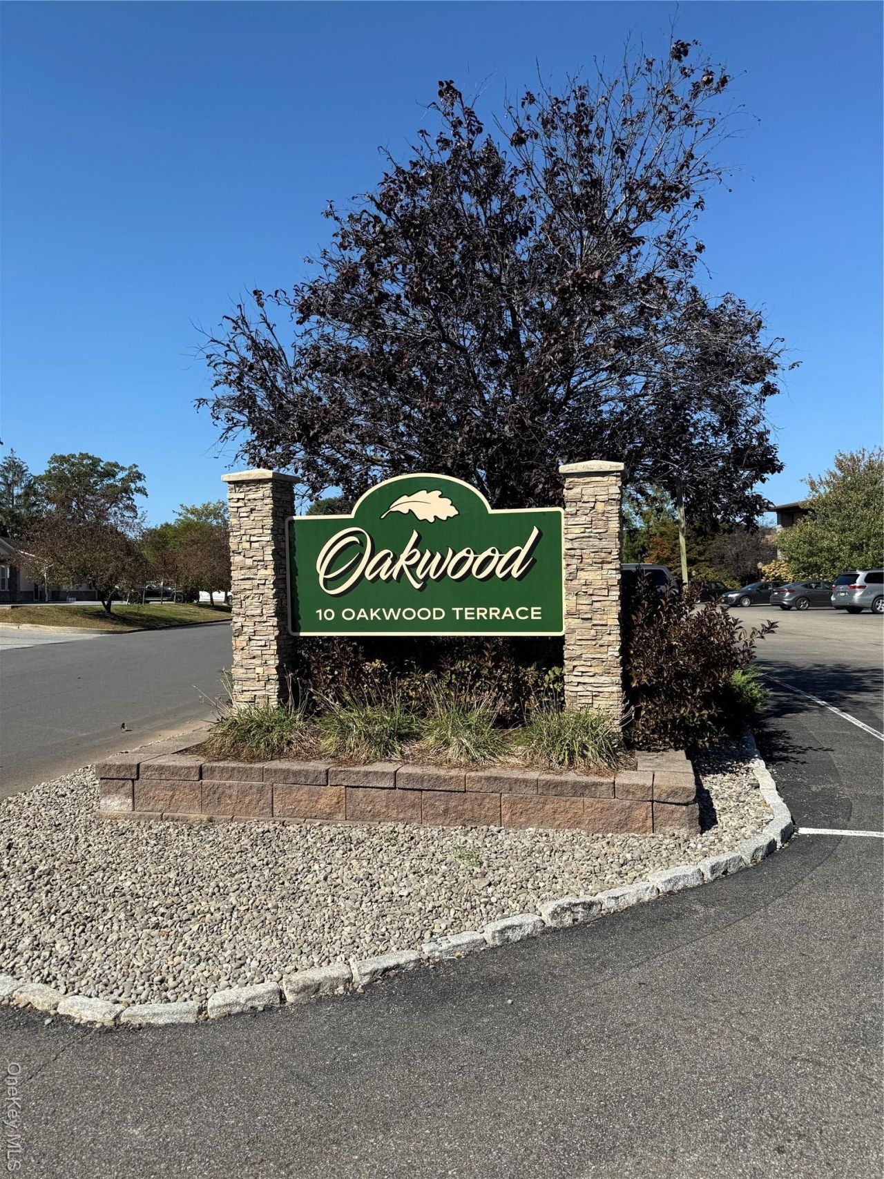 10 Oakwood Terrace, Unit 110, New Windsor, NY 12553 Main Photo