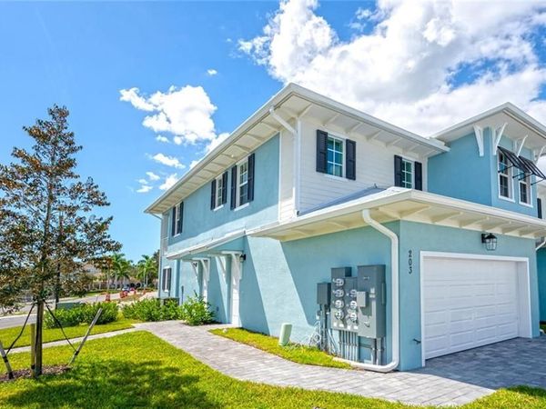 26330 Coco Cay CIR NW, Unit 203, BONITA SPRINGS, FL 34135