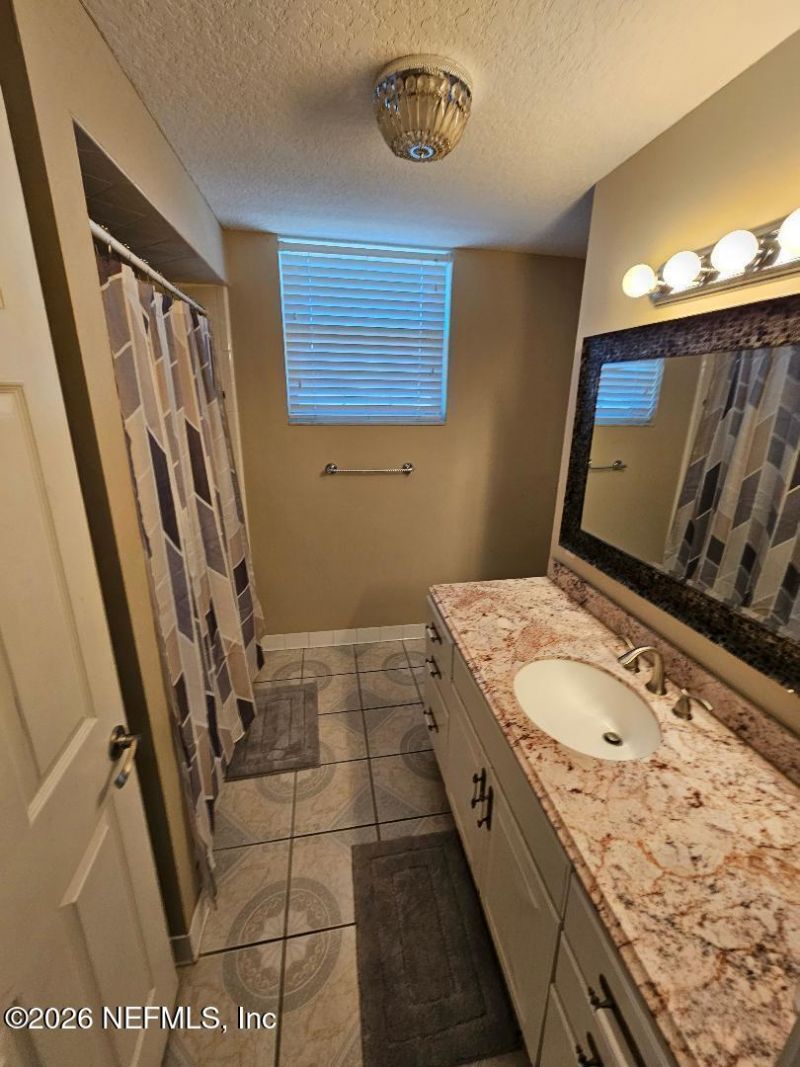 435 Lake Asbury Drive, Green Cove Springs, FL 32043 Photo