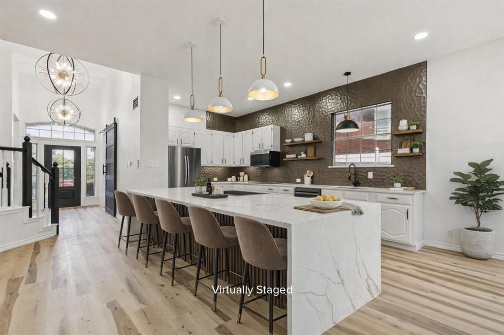 915 Inverness Circle, Highland Village, TX 75077 Main Photo