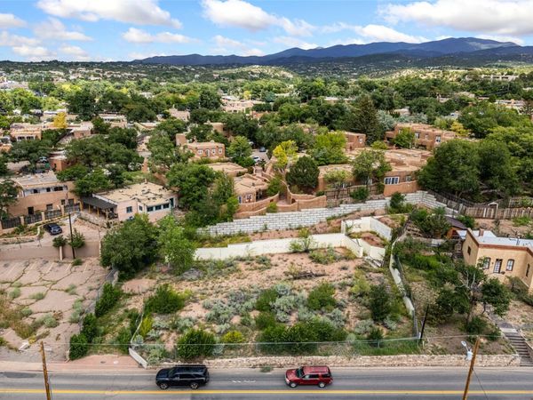 511 Paseo De Peralta, Santa Fe, NM 87501