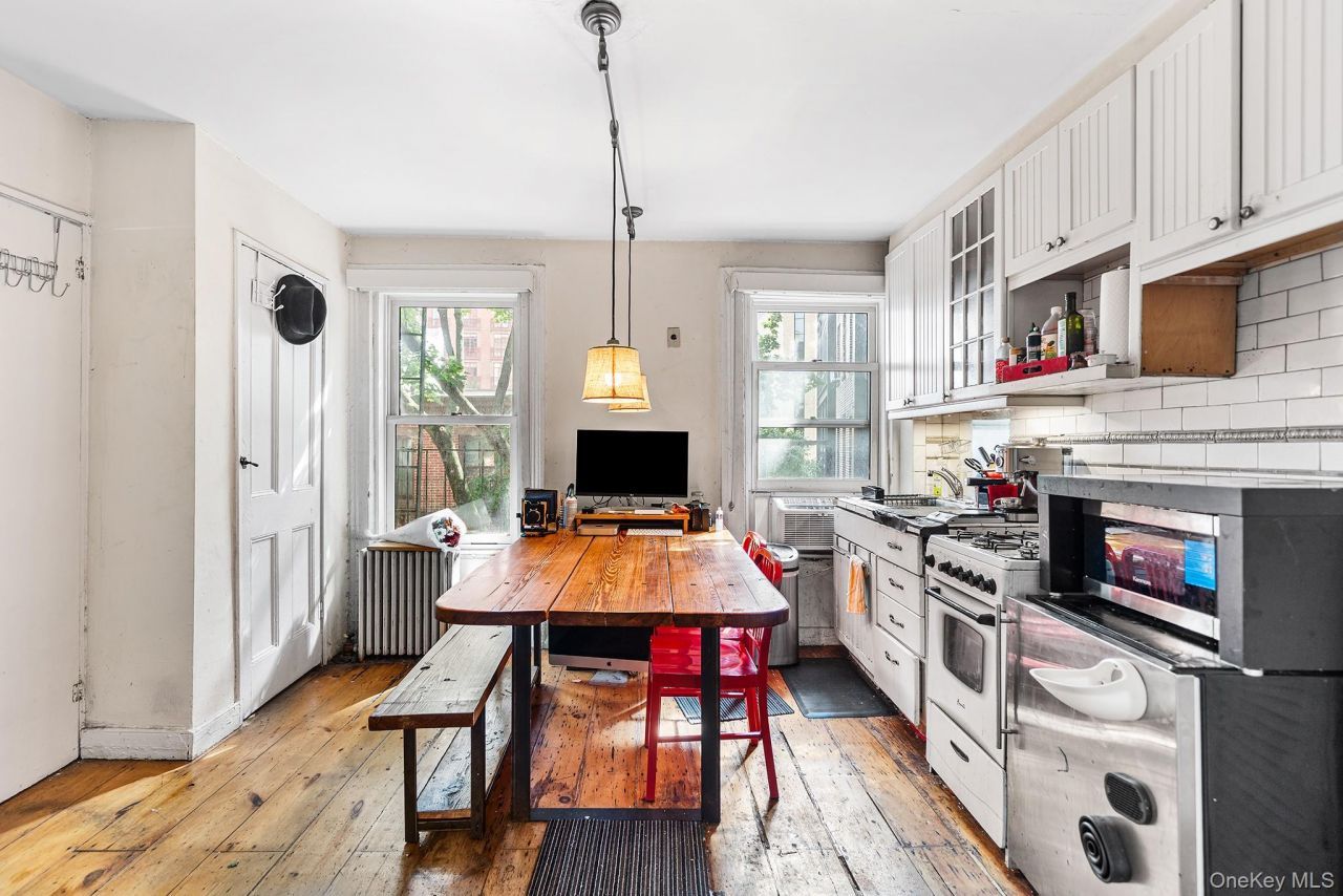 340 W 11th Street, Unit 3WR, New York, NY 10014 Main Photo