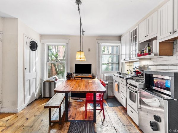 340 W 11th Street, Unit 3WR, New York (Manhattan), NY 10014